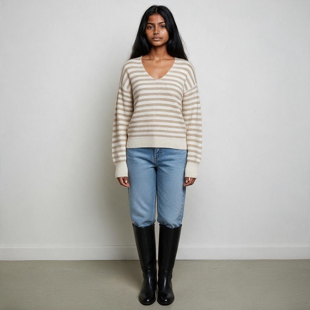 A Loves A Sweater Womens Small Beige Cream Striped V-Neck Fuzzy Knit Pullover